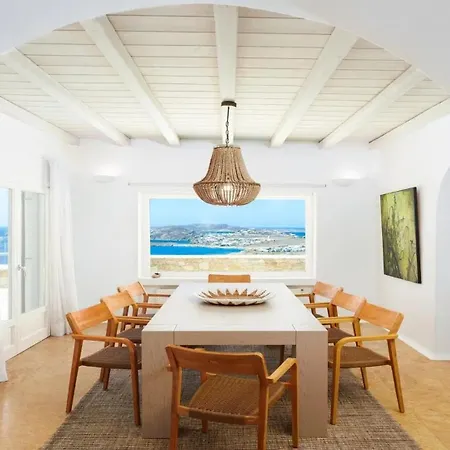 Luxury Near Beach Of Psarou 度假居 普沙罗