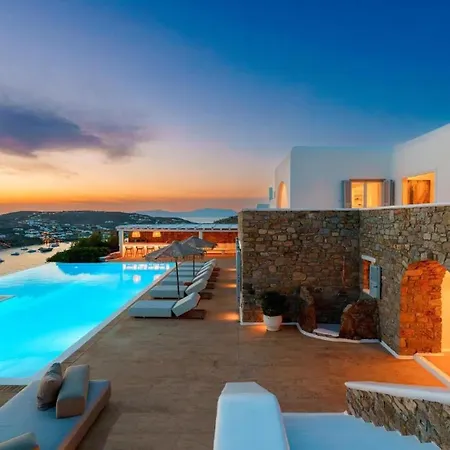 Luxury Near Beach Of Psarou 度假居 普沙罗